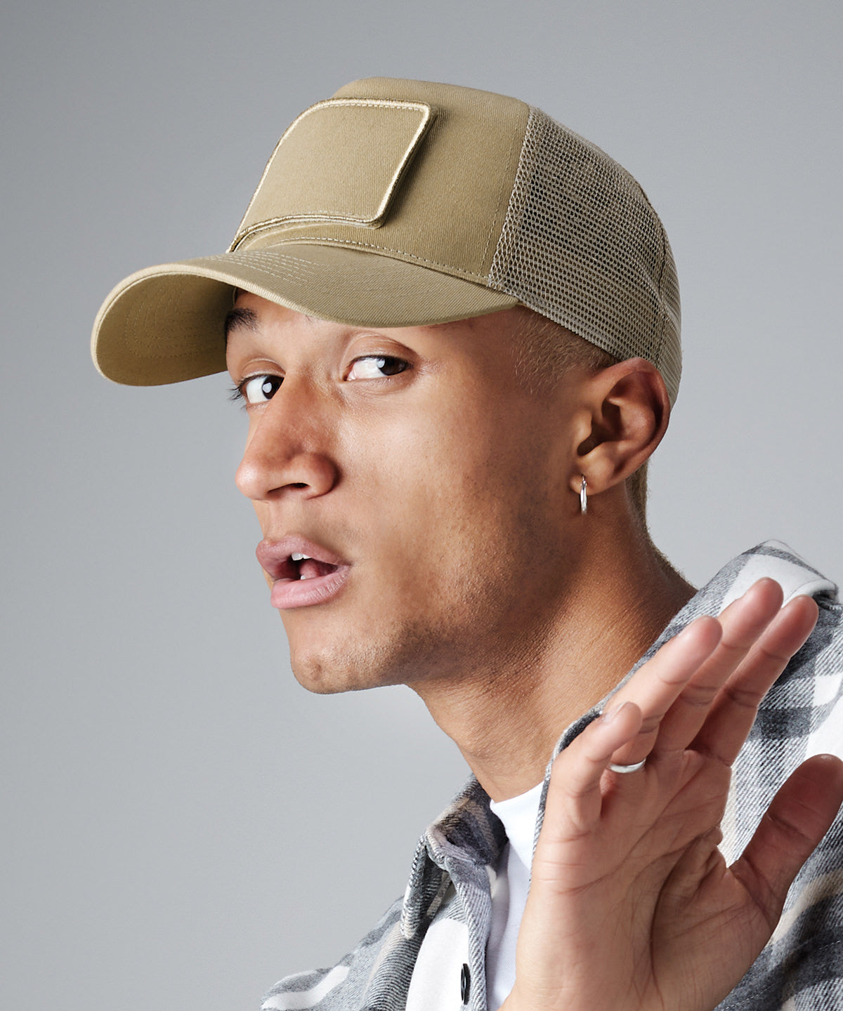 Patch snapback trucker